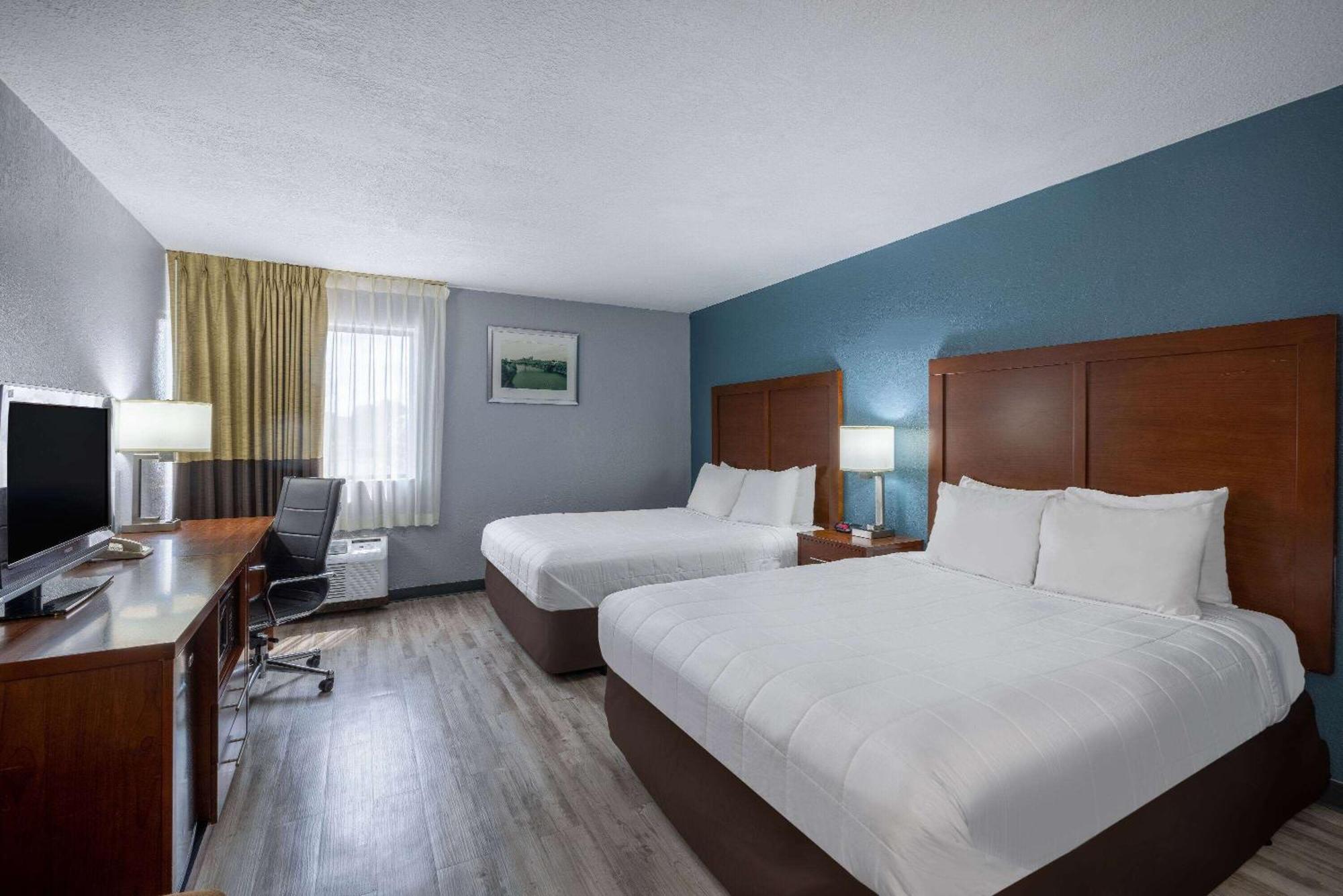 Travelodge By Wyndham Brooklyn Center Exterior foto