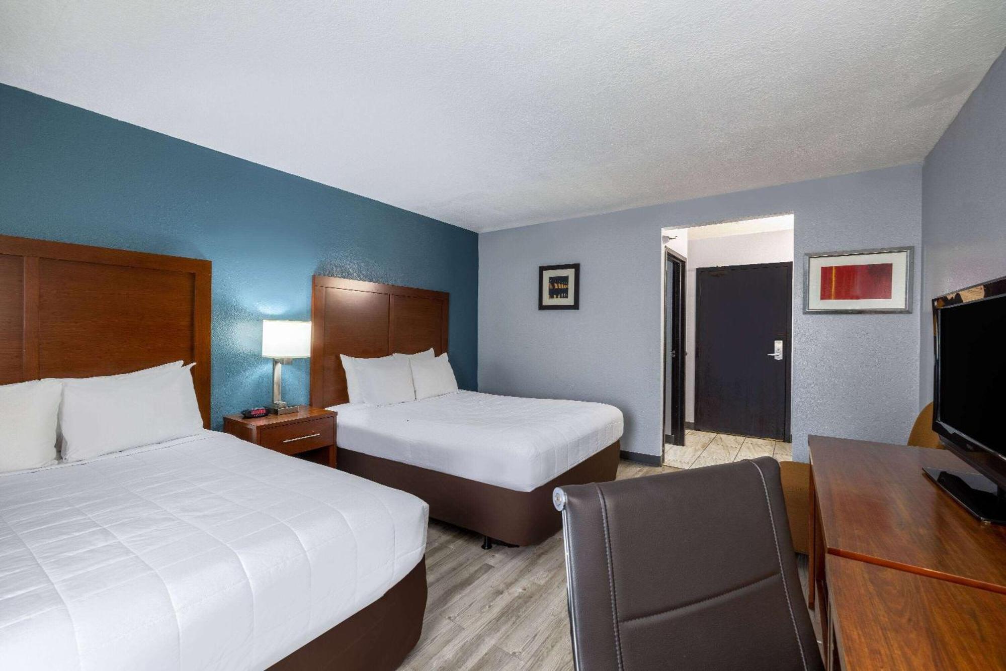 Travelodge By Wyndham Brooklyn Center Exterior foto